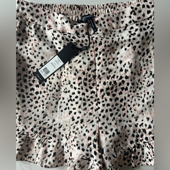 NWT BCBG MaxAzria Satin Ruffle Shorts - Picture 7 of 7